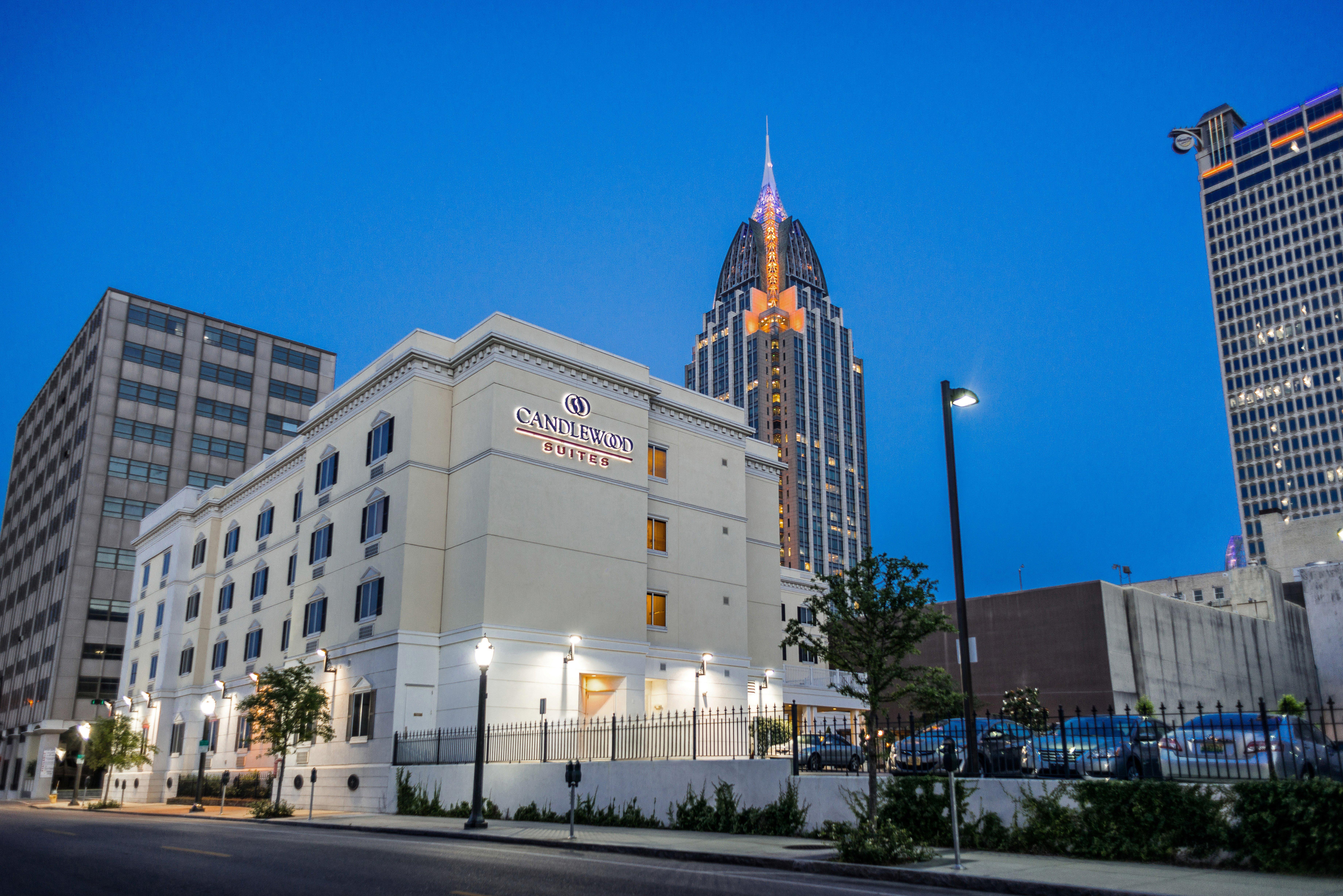 Candlewood Suites Mobile-Downtown By Ihg Esterno foto