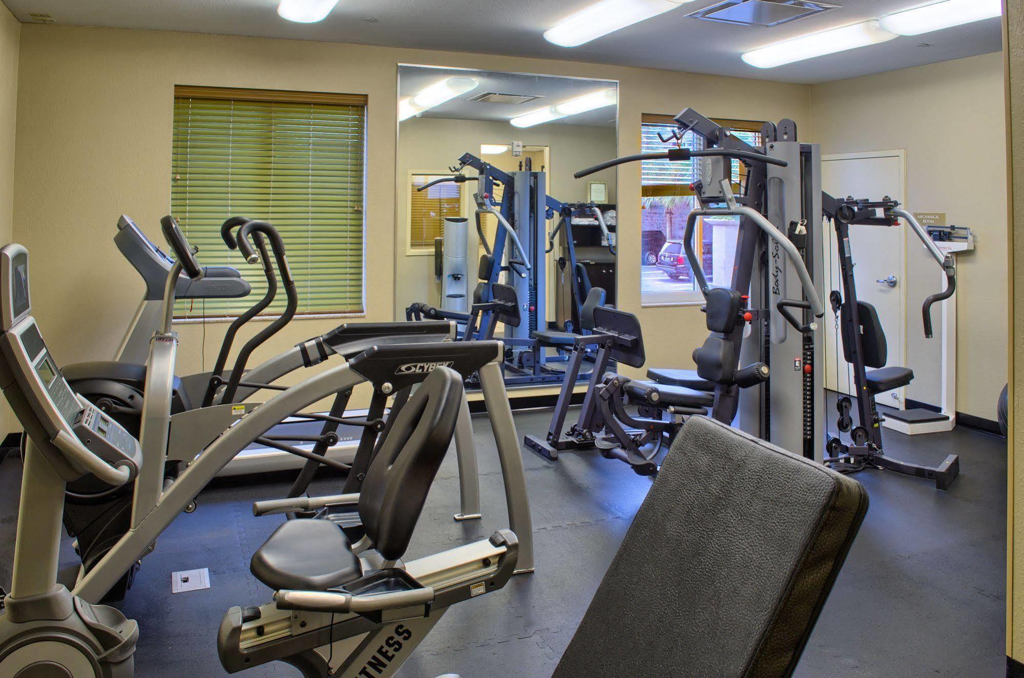 Candlewood Suites Mobile-Downtown By Ihg Esterno foto